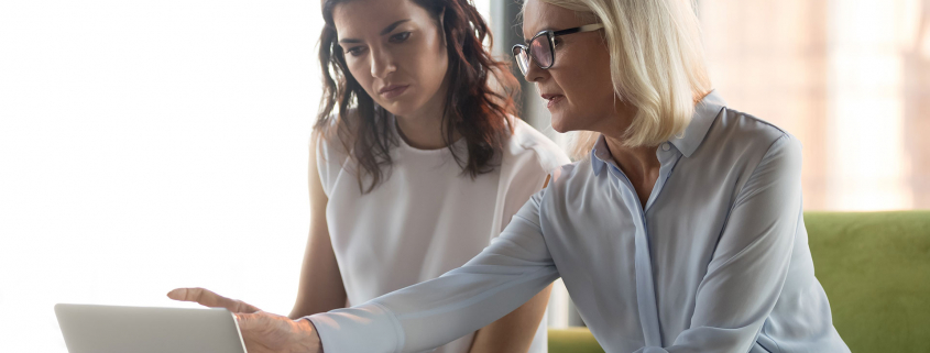 How To Conquer The World: 5 Strategies For Savvy Single Women